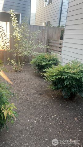 1006 B S Donovan Street, Seattle, WA 98108