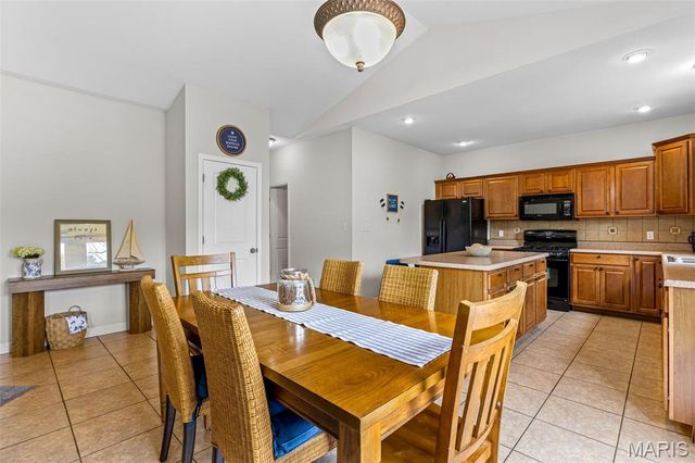 1572 Rue Calais, Bonne Terre, MO 63628