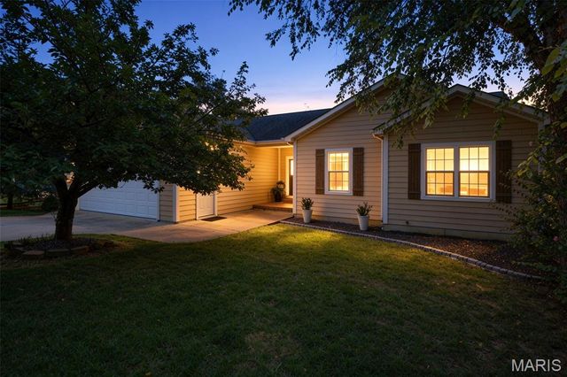 1572 Rue Calais, Bonne Terre, MO 63628