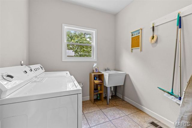 1572 Rue Calais, Bonne Terre, MO 63628