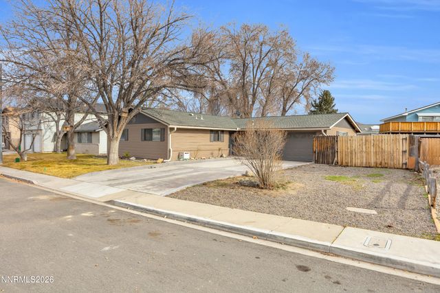 1954 Rio Tinto Drive, Sparks, NV 89434