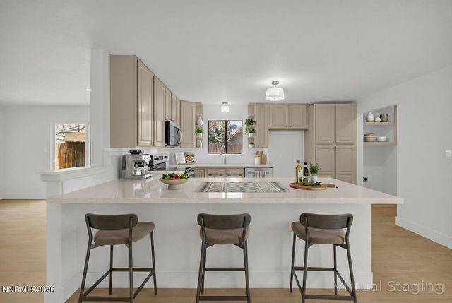 1954 Rio Tinto Drive, Sparks, NV 89434