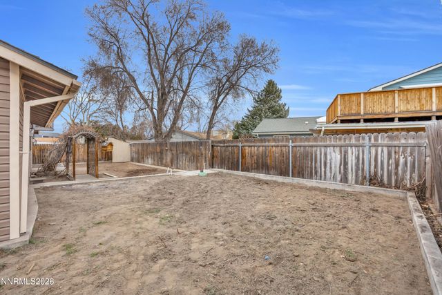 1954 Rio Tinto Drive, Sparks, NV 89434