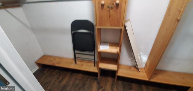 5 CRIDER AVE, Moorestown, NJ 08057