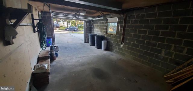 5 CRIDER AVE, Moorestown, NJ 08057