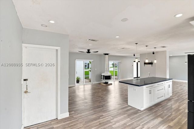10120 SW 128th St, Miami, FL 33176