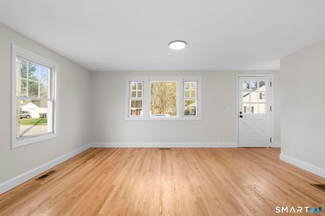 21 Russ Road, Windham, CT 06226