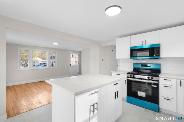 21 Russ Road, Windham, CT 06226