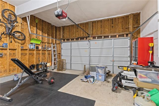 302 Outlaw ST, Chesapeake, VA 23320