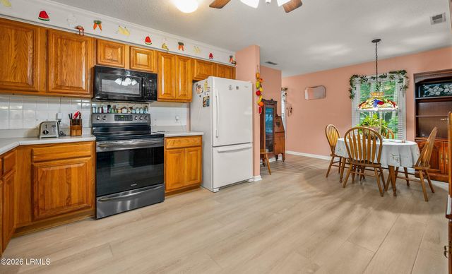 156 Middle Road, Beaufort, SC 29907