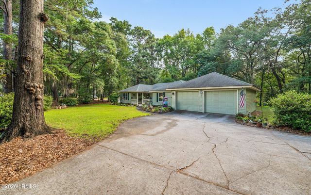 156 Middle Road, Beaufort, SC 29907
