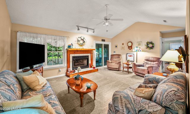 156 Middle Road, Beaufort, SC 29907