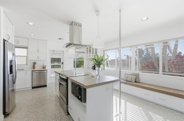 1550 BARBARA PLACE, Englewood, FL 34223