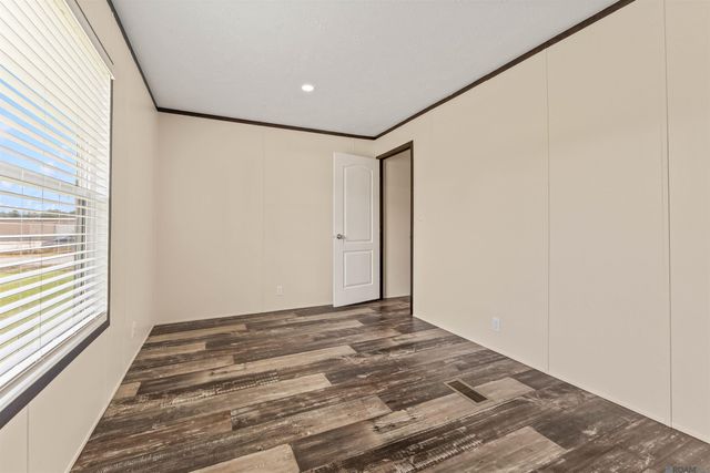 12507 Hebert Rd, Gonzales, LA 70737