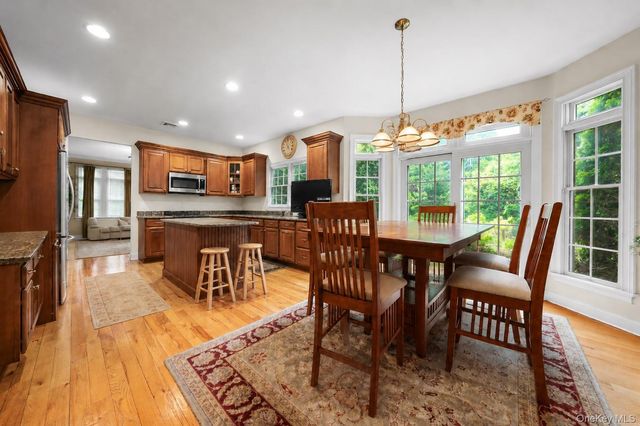 193 Pidgeon Hill Road, Huntington Station, NY 11746