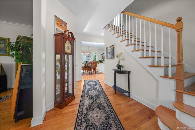 193 Pidgeon Hill Road, Huntington Station, NY 11746