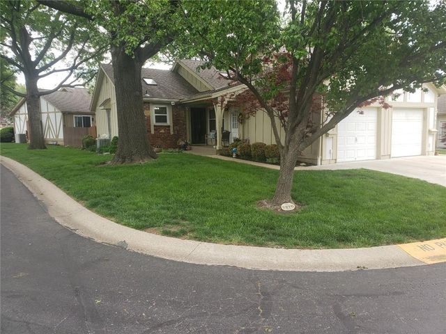 7270 MASTIN Street, Merriam, KS 66203