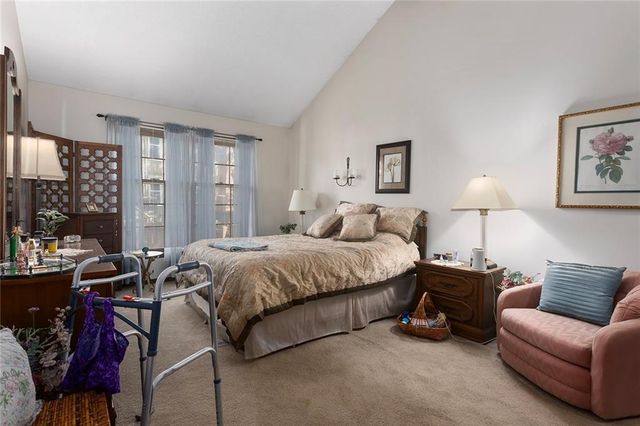 7270 MASTIN Street, Merriam, KS 66203