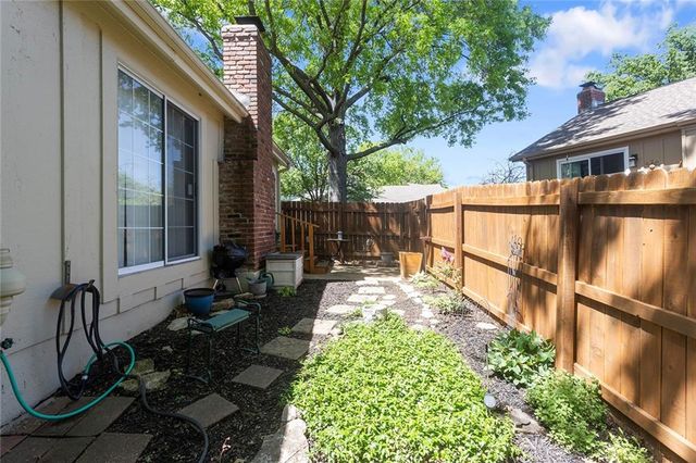 7270 MASTIN Street, Merriam, KS 66203