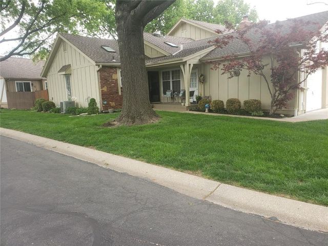 7270 MASTIN Street, Merriam, KS 66203
