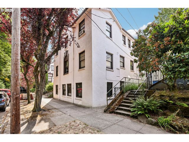 2250 Ne FLANDERS St 1, Portland, OR 97232