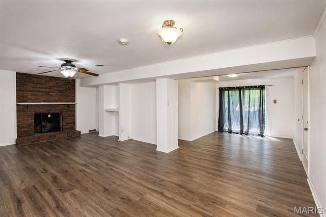 14125 Old Jamestown Road, St Louis, MO 63033