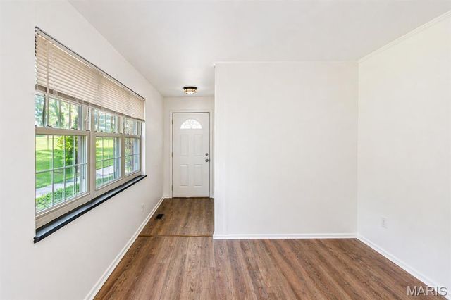 14125 Old Jamestown Road, St Louis, MO 63033