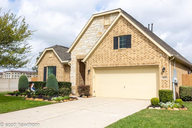 2837 Elia Lane, League City, TX 77573