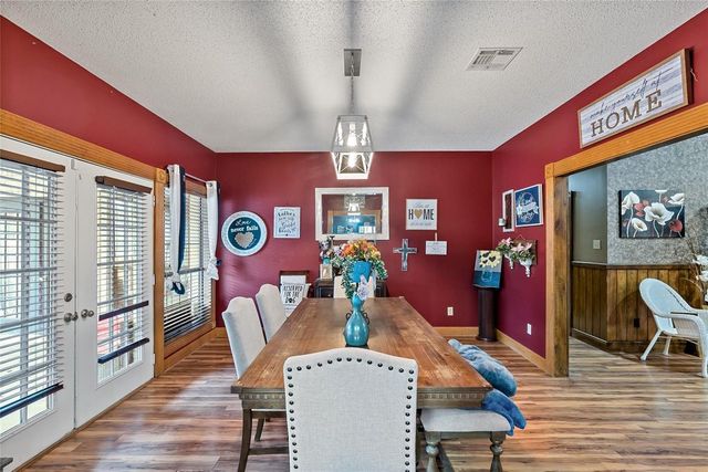 1314 North Tammye Lane, Madisonville, TX 77864