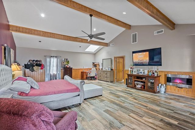 1314 North Tammye Lane, Madisonville, TX 77864