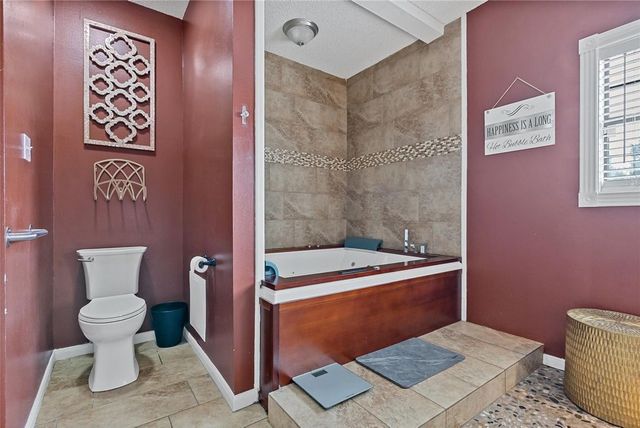 1314 North Tammye Lane, Madisonville, TX 77864