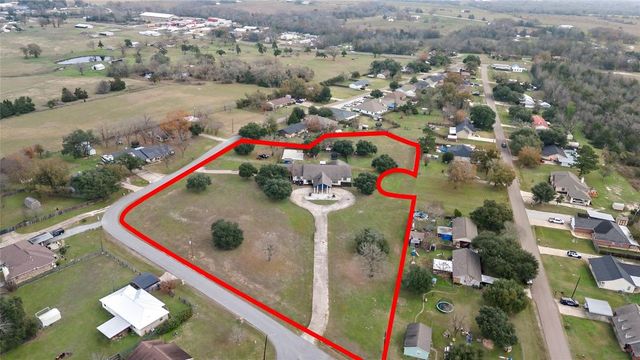 1314 North Tammye Lane, Madisonville, TX 77864