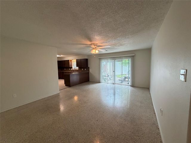 3011 Longwood Lane, Dickinson, TX 77539