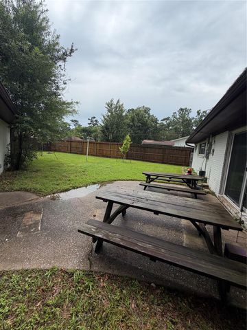 3011 Longwood Lane, Dickinson, TX 77539