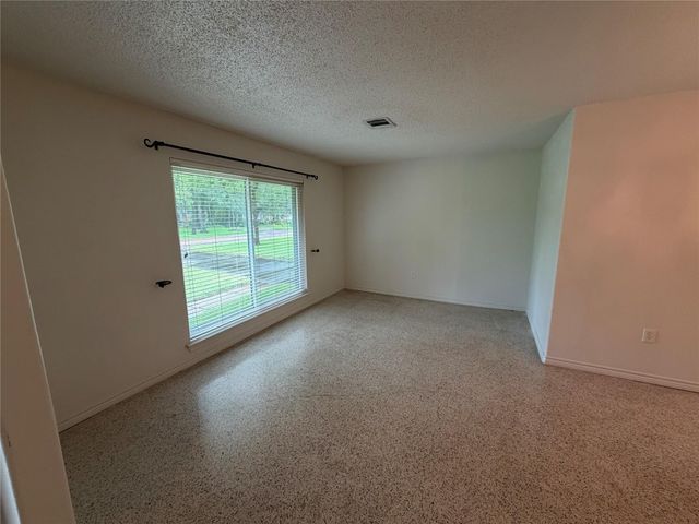 3011 Longwood Lane, Dickinson, TX 77539