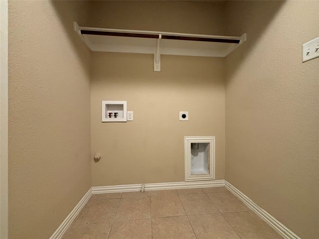 3736 Sicily Street, Irving, TX 75038