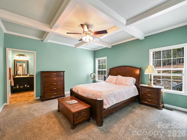 241 West Sunset Ridge Drive, Etowah, NC 28729