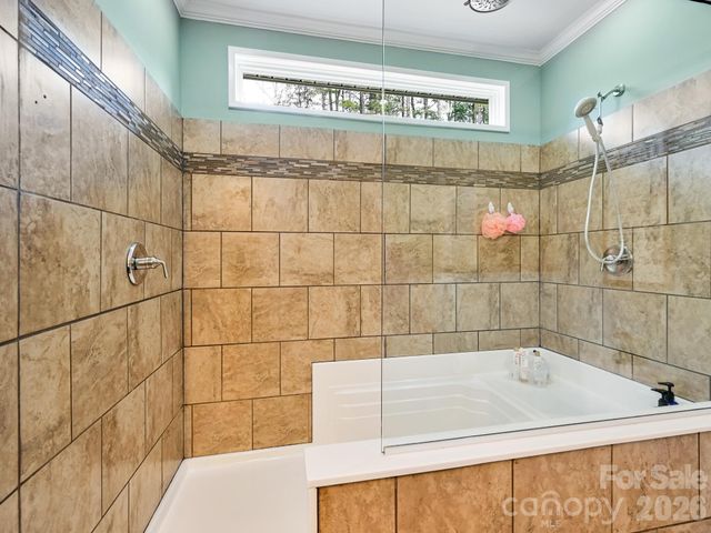 241 West Sunset Ridge Drive, Etowah, NC 28729
