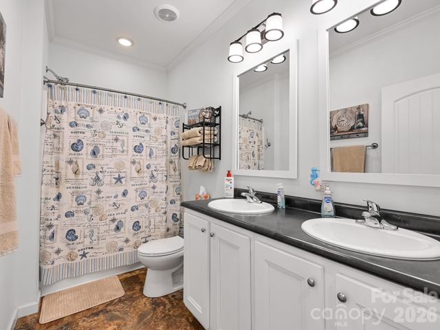 241 West Sunset Ridge Drive, Etowah, NC 28729