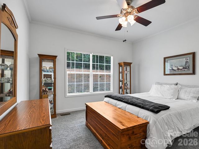241 West Sunset Ridge Drive, Etowah, NC 28729