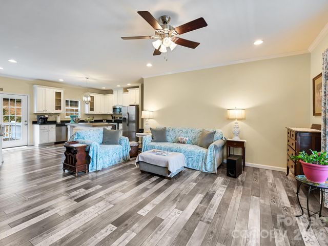241 West Sunset Ridge Drive, Etowah, NC 28729