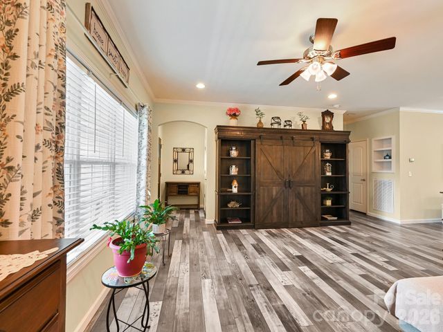 241 West Sunset Ridge Drive, Etowah, NC 28729