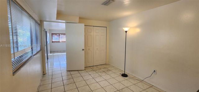 6455 SW 33rd St Side, Miami, FL 33155