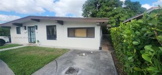 6455 SW 33rd St Side, Miami, FL 33155