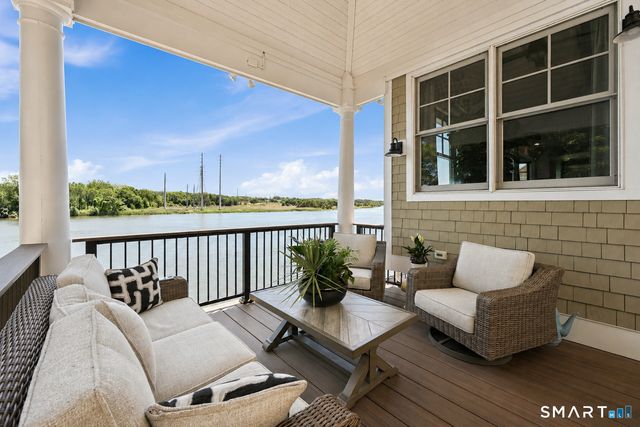 500 River Road, Stratford, CT 06614
