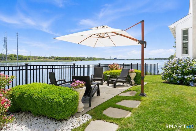 500 River Road, Stratford, CT 06614