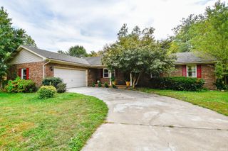 8855 Framewood Drive, Newburgh, IN 47630