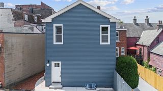 296 Foster way, Lawrenceville, PA 15201
