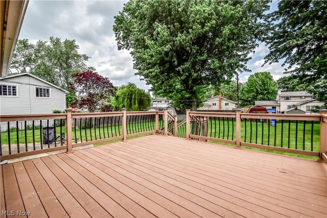 36388 Sunset Drive, Eastlake, OH 44095