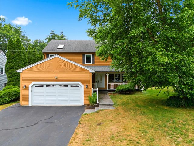 11 Hammar Road, Nashua, NH 03062